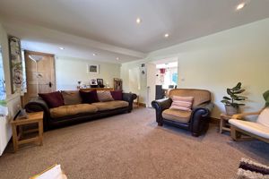 Lounge- click for photo gallery